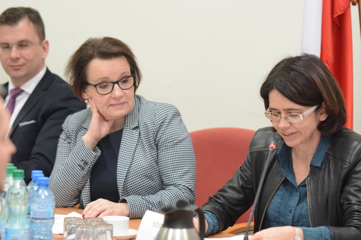 Anna Strezyńska, szefowa resoru cyfryzacji i Anna Zalewska, minister edukacji narodowej 